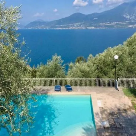 Holiday home Maison Balu Torri Del Benaco
