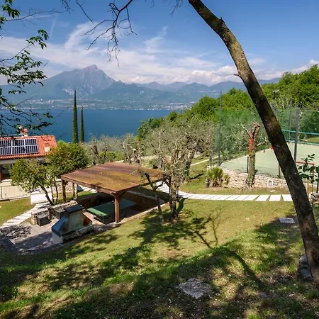 Holiday home Maison Balu Torri Del Benaco
