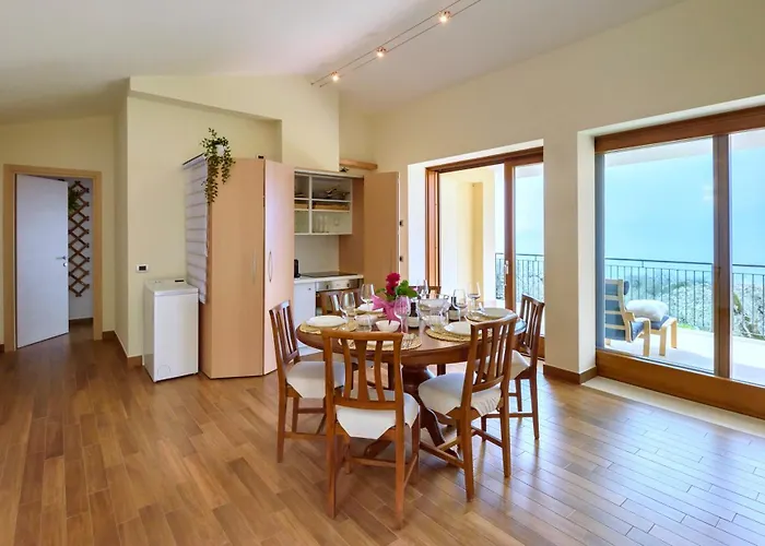 Maison Balu Torri del Benaco